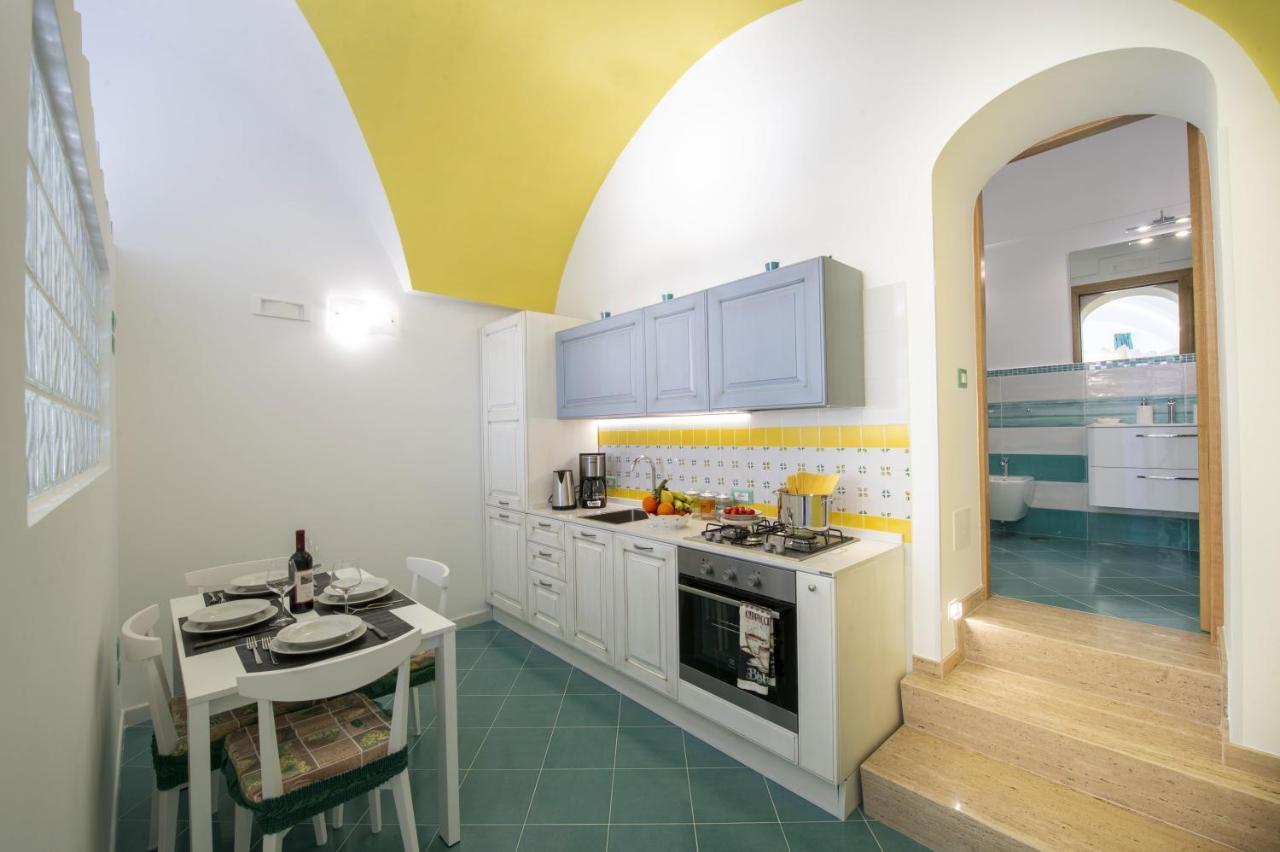 Апартаменты Domus Caterina Фуроре Экстерьер фото